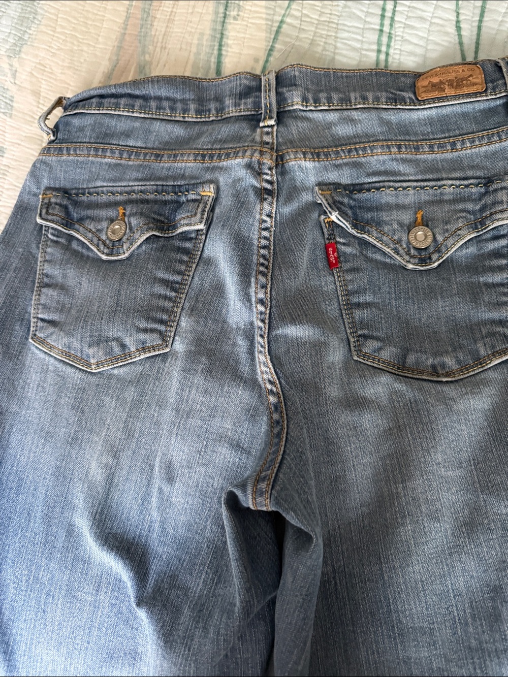 Levi's Light Blue Denim 512 “perfectly slimming”Shorts - Picture 5 of 8